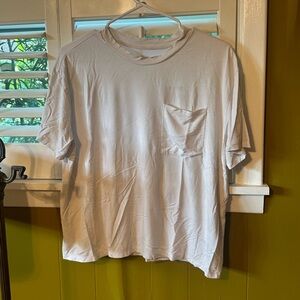 EUC Amazon Essentials White Pocket Boxy Tee
